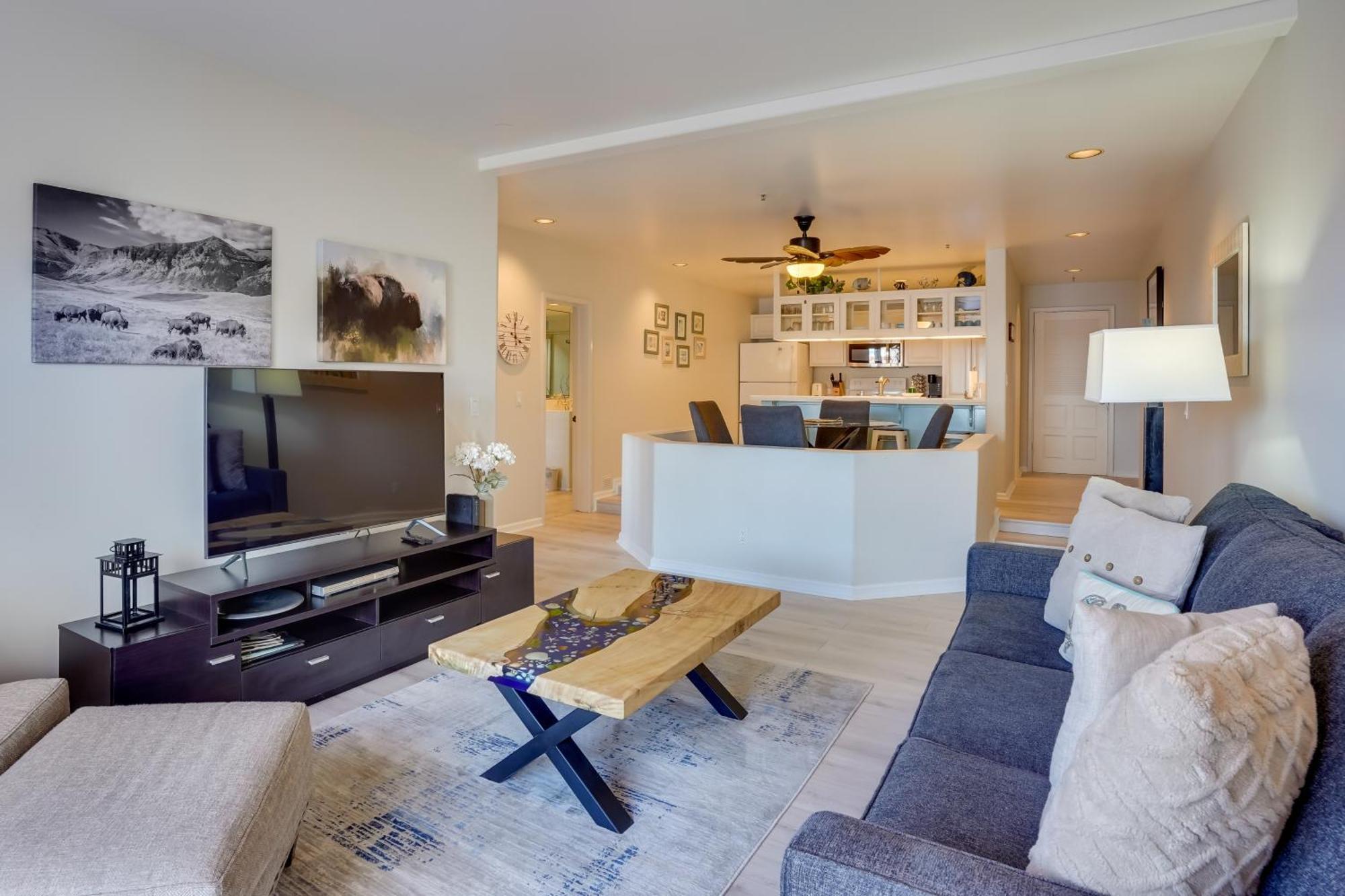 Gorgeous Catalina Island Condo With Golf Cart! 아발론 외부 사진
