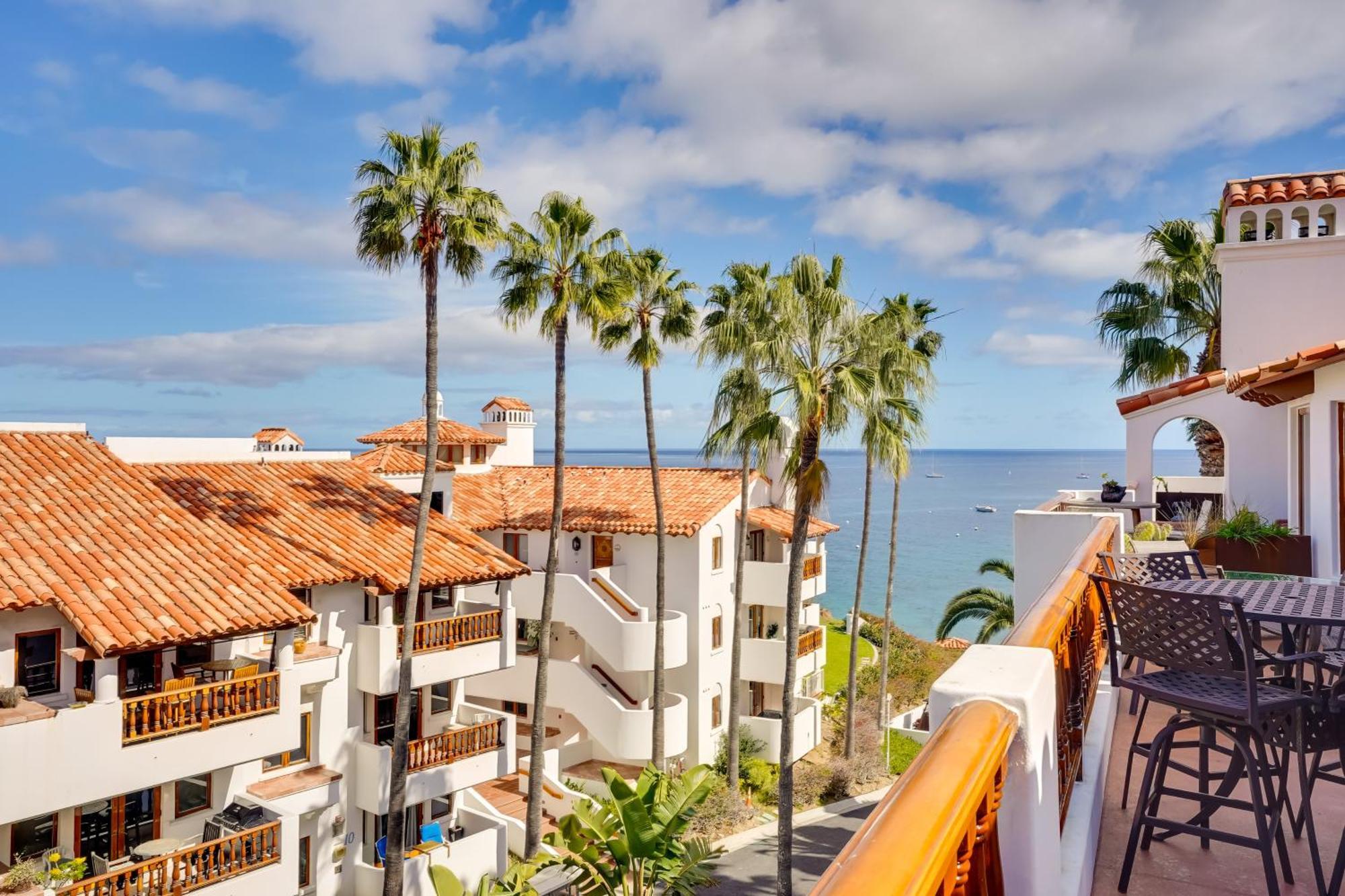 Gorgeous Catalina Island Condo With Golf Cart! 아발론 외부 사진